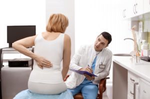 mulher dor opioides fibromialgia