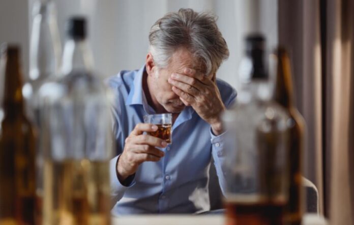 abuso de álcool hipogonadismo