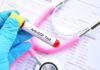 Anti-CCP na artrite reumatoide: quando solicitar e como interpretar o resultado? tubo de coleta de sangue para análise de exame anti ccp na artrite reumatoide