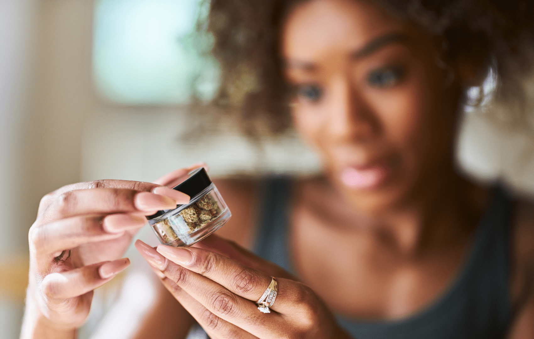 uso de cannabis medicinal na saúde feminina