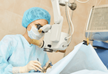 Homem de 46 anos recebe o primeiro transplante simultâneo de face e olho completo