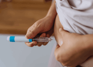 Survodutida: agonista duplo promove perda de até 13% do peso corporal uso de caneta injetável de survodutida no tratamento da obesidade