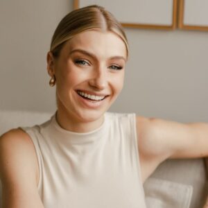 Dra. Nicole Seger Cunegatti